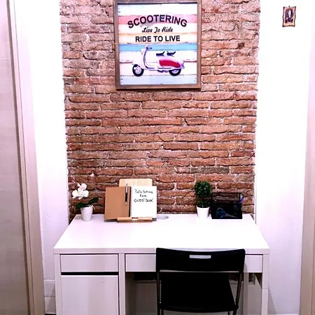 Porta Soprana House - Centro Storico Apartment *