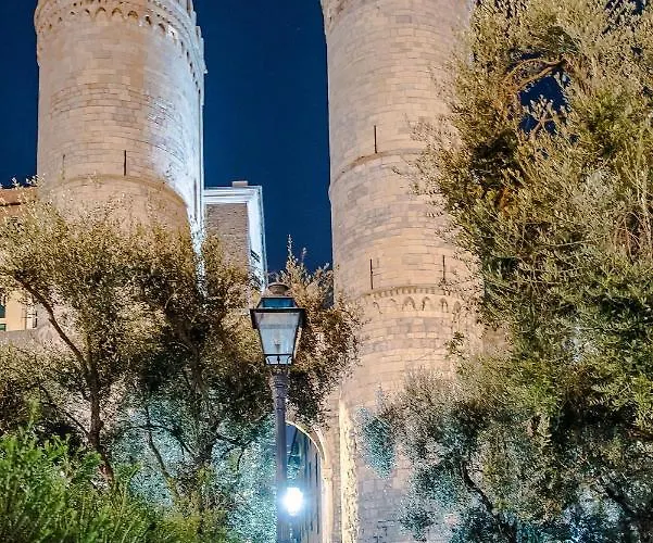 Porta Soprana House - Centro Storico Janov